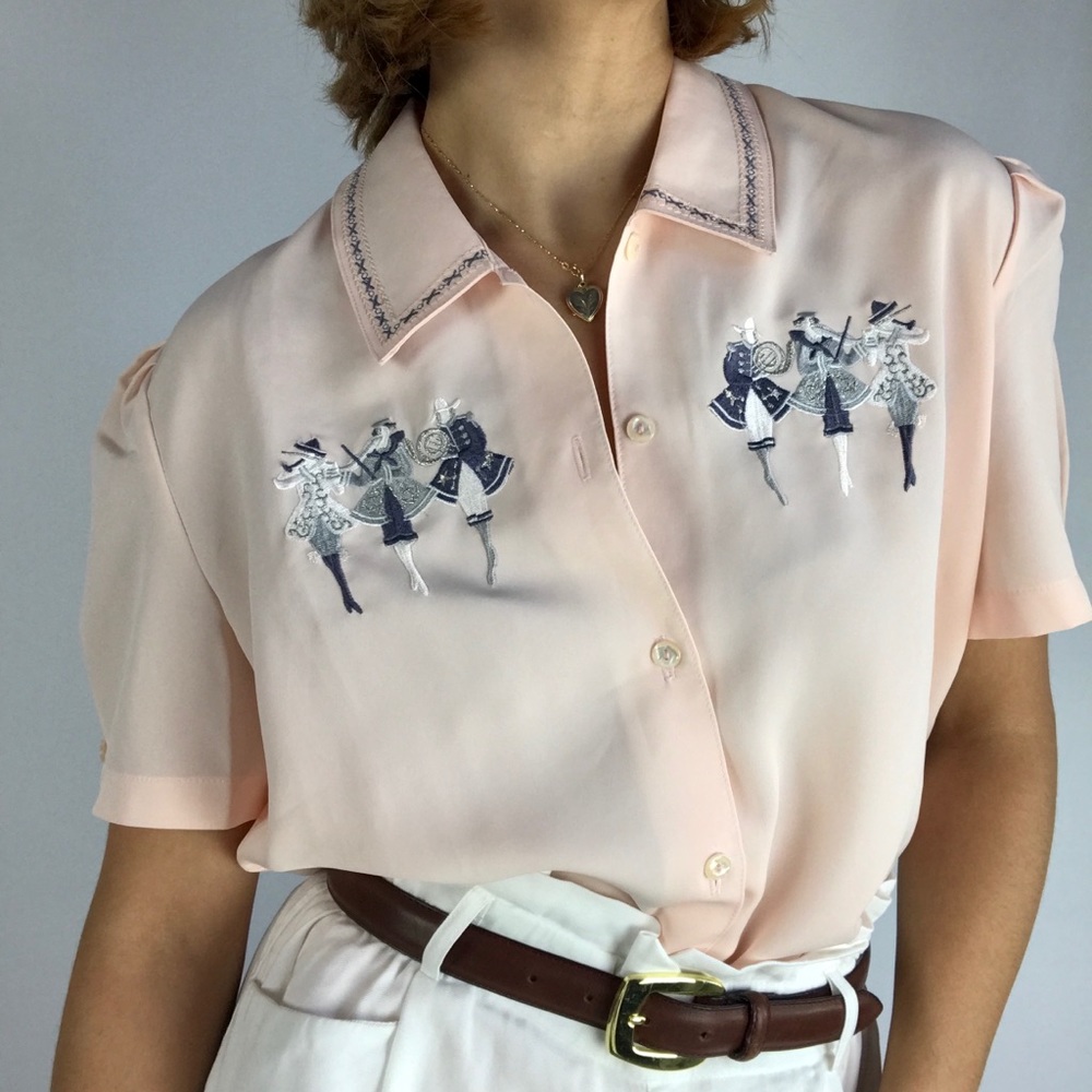 Vintage button up short sleeve embroidered blouse